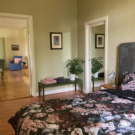 Ekeby I Bro Bed and Breakfast Buitenkant foto