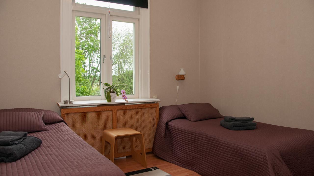 Ekeby I Bro Bed and Breakfast Buitenkant foto